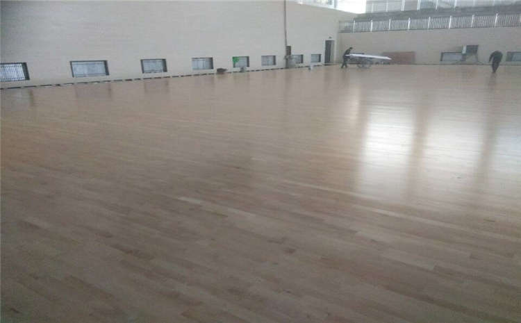學校運動籃球地板怎么保養？